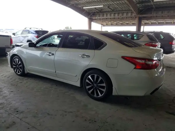 1N4AL3AP3GC271951 2016 NISSAN ALTIMA - Image 2