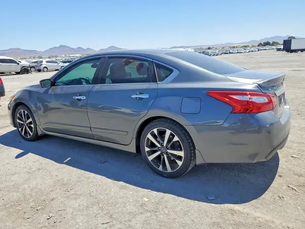 1N4AL3AP3GC272548 2016 NISSAN ALTIMA - Image 2