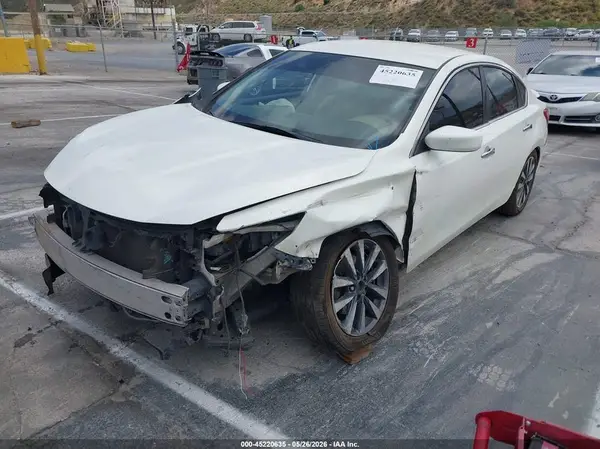 1N4AL3AP3GC272744 2016 NISSAN ALTIMA - Image 2
