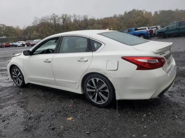 1N4AL3AP3GC278754 2016 NISSAN ALTIMA - Image 2