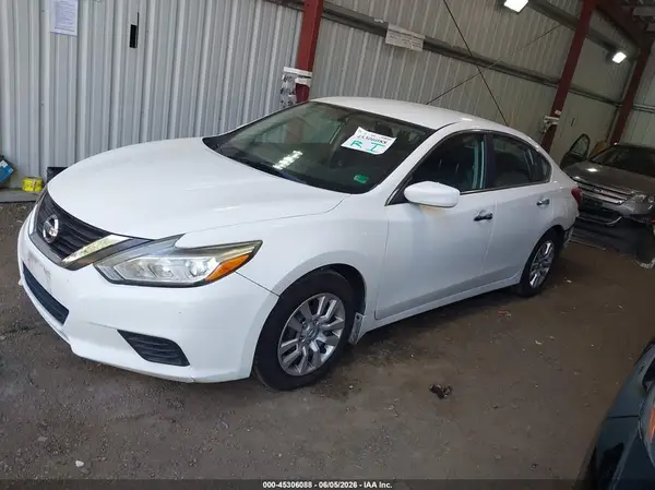 1N4AL3AP3GC279614 2016 NISSAN ALTIMA - Image 2