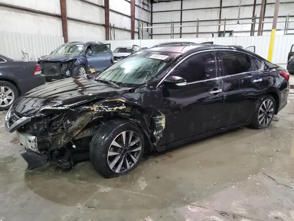 1N4AL3AP3GC283114 2016 NISSAN ALTIMA - Image 1