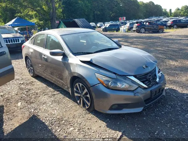 1N4AL3AP3GC285381 2016 NISSAN ALTIMA - Image 1