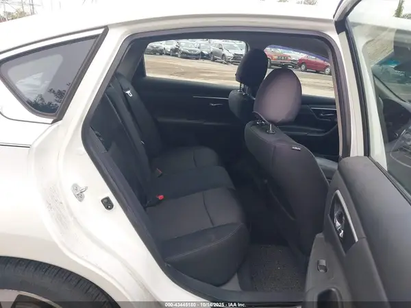 1N4AL3AP3GC289818 2016 NISSAN ALTIMA - Image 8