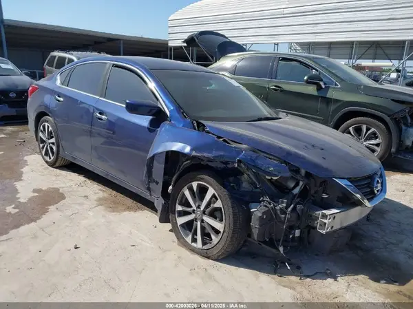 1N4AL3AP3GC290953 2016 NISSAN ALTIMA - Image 1