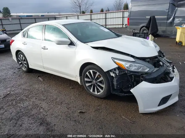 1N4AL3AP3GN306279 2016 NISSAN ALTIMA - Image 1