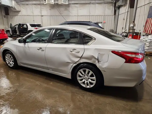 1N4AL3AP3GN306699 2016 NISSAN ALTIMA - Image 2