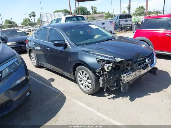 1N4AL3AP3GN309568 2016 NISSAN ALTIMA - Image 1