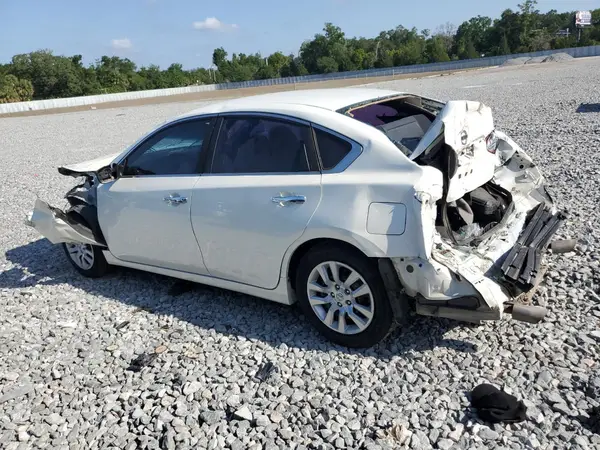 1N4AL3AP3GN313703 2016 NISSAN ALTIMA - Image 2