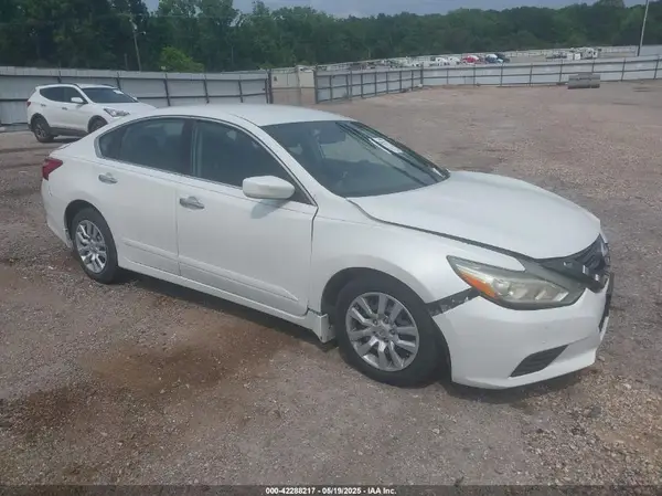 1N4AL3AP3GN316746 2016 NISSAN ALTIMA - Image 1