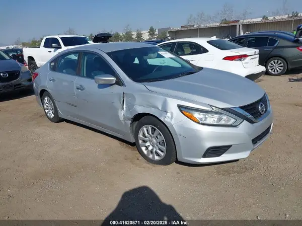 1N4AL3AP3GN319761 2016 NISSAN ALTIMA - Image 1