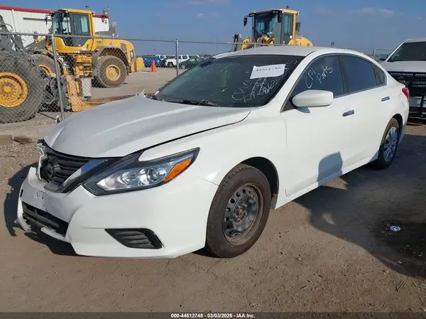 1N4AL3AP3GN322630 2016 NISSAN ALTIMA - Image 2