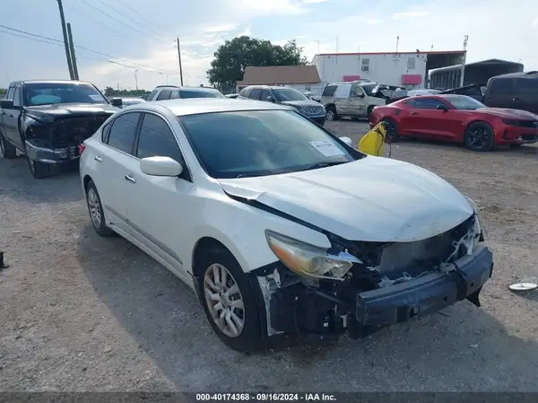 1N4AL3AP3GN350198 2016 NISSAN ALTIMA - Image 1