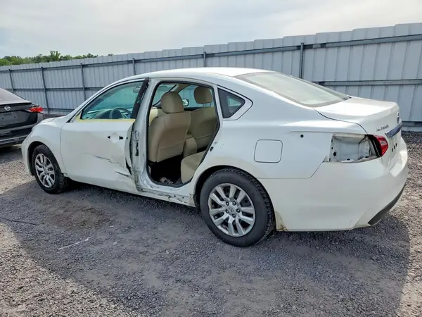 1N4AL3AP3GN358043 2016 NISSAN ALTIMA - Image 2