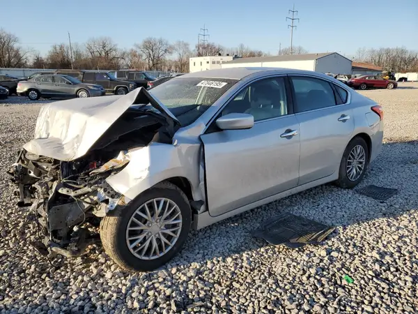 1N4AL3AP3GN364585 2016 NISSAN ALTIMA - Image 1