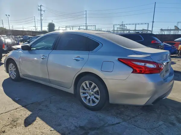 1N4AL3AP3GN375554 2016 NISSAN ALTIMA - Image 2