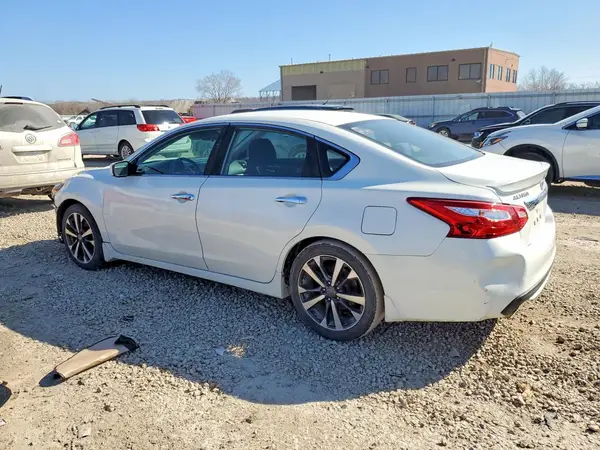 1N4AL3AP3GN382763 2016 NISSAN ALTIMA - Image 2