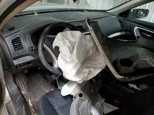 1N4AL3AP3GN385484 2016 NISSAN ALTIMA - Image 8
