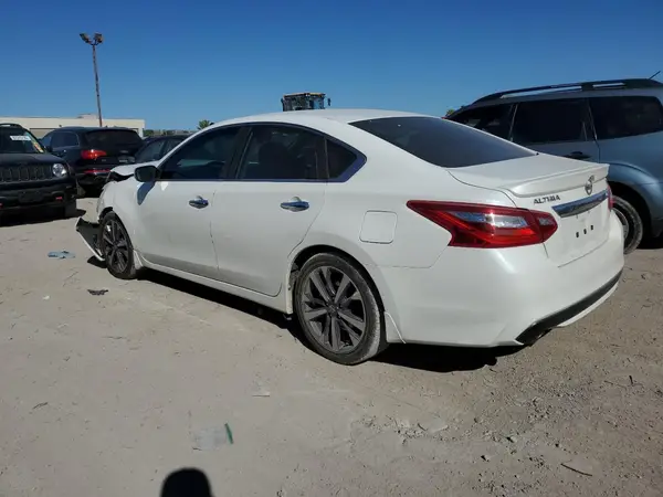 1N4AL3AP3GN385811 2016 NISSAN ALTIMA - Image 2