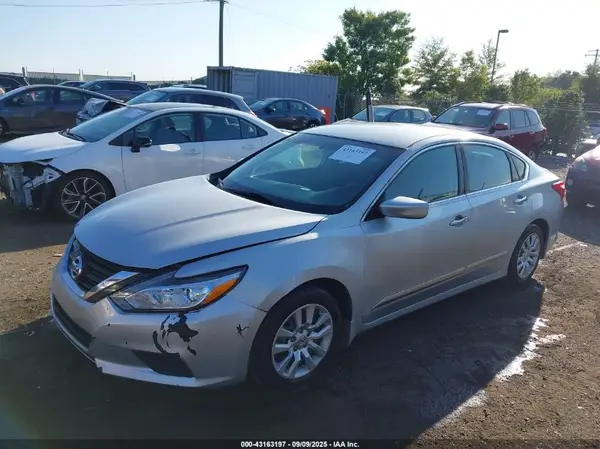 1N4AL3AP3GN388708 2016 NISSAN ALTIMA - Image 2
