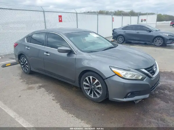1N4AL3AP3HC108220 2017 NISSAN ALTIMA - Image 1