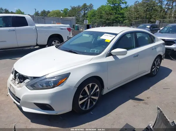 1N4AL3AP3HC109674 2017 NISSAN ALTIMA - Image 2