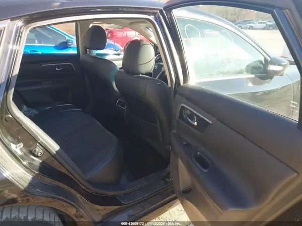 1N4AL3AP3HC110856 2017 NISSAN ALTIMA - Image 8