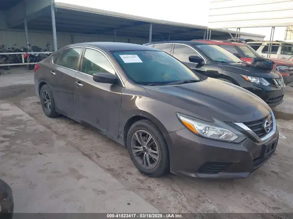 1N4AL3AP3HC113482 2017 NISSAN ALTIMA - Image 1