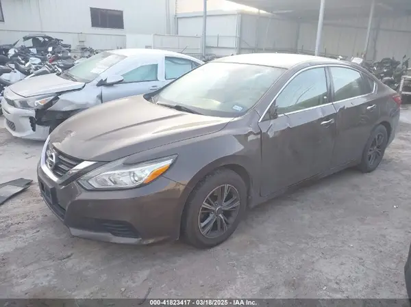 1N4AL3AP3HC113482 2017 NISSAN ALTIMA - Image 2