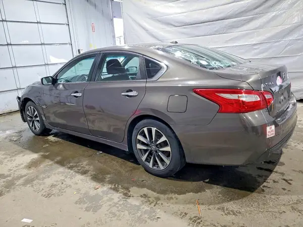 1N4AL3AP3HC114535 2017 NISSAN ALTIMA - Image 2