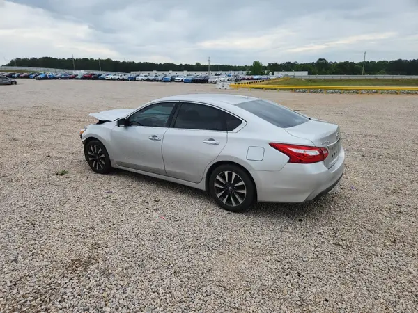 1N4AL3AP3HC114616 2017 NISSAN ALTIMA - Image 2