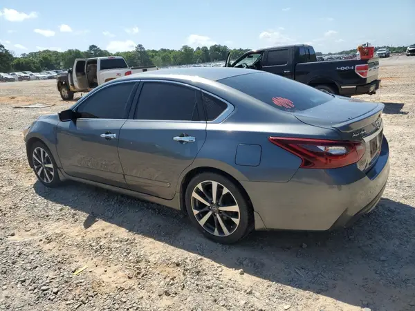 1N4AL3AP3HC117970 2017 NISSAN ALTIMA - Image 2