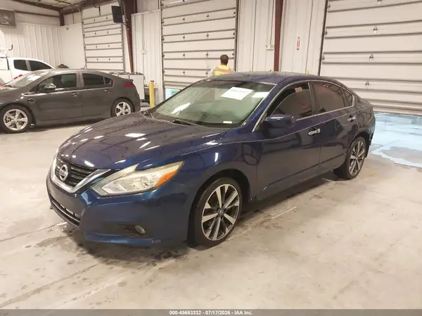 1N4AL3AP3HC118326 2017 NISSAN ALTIMA - Image 2