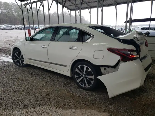 1N4AL3AP3HC121498 2017 NISSAN ALTIMA - Image 2