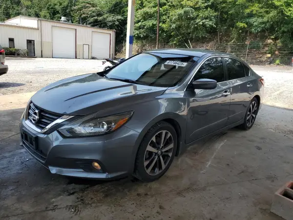 1N4AL3AP3HC123137 2017 NISSAN ALTIMA - Image 1