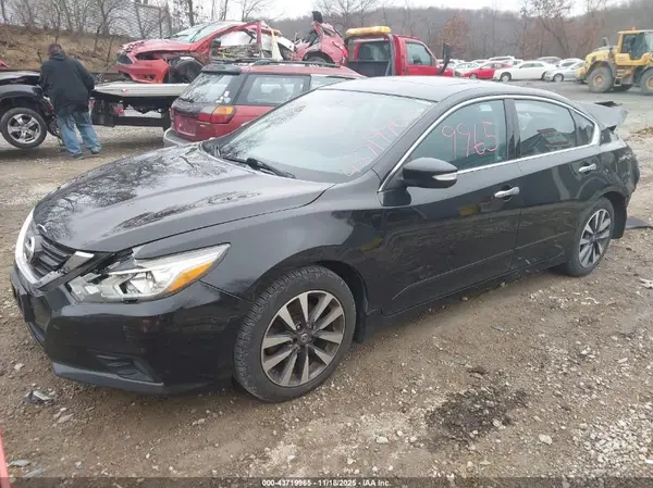 1N4AL3AP3HC123610 2017 NISSAN ALTIMA - Image 2