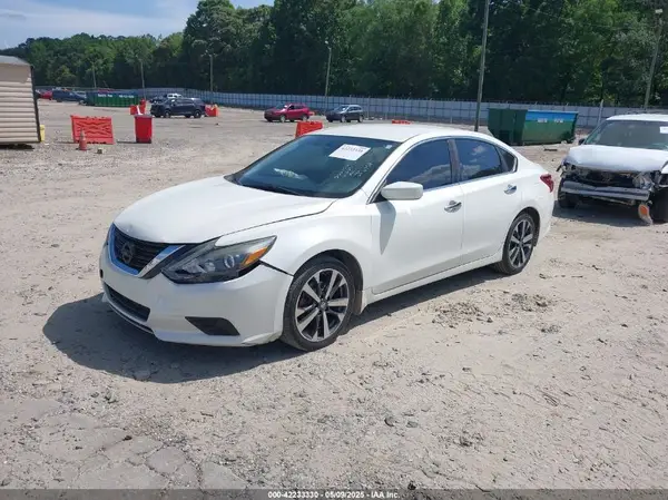 1N4AL3AP3HC126958 2017 NISSAN ALTIMA - Image 2