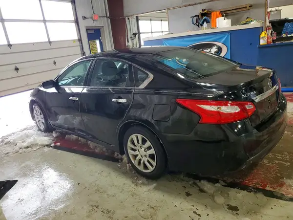 1N4AL3AP3HC130105 2017 NISSAN ALTIMA - Image 2