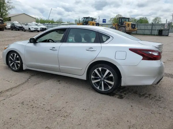 1N4AL3AP3HC130122 2017 NISSAN ALTIMA - Image 2