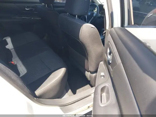 1N4AL3AP3HC130637 2017 NISSAN ALTIMA - Image 8
