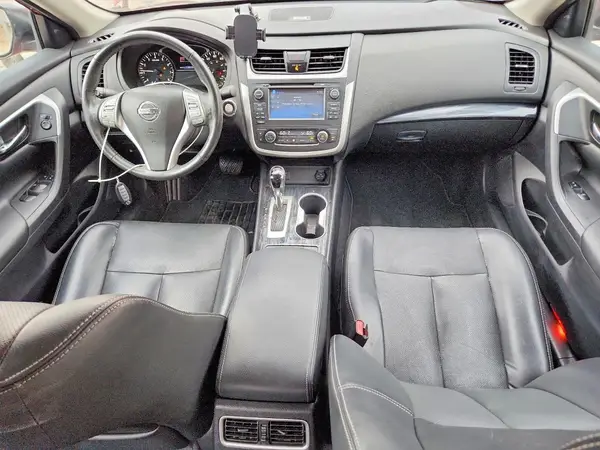1N4AL3AP3HC130833 2017 NISSAN ALTIMA - Image 8