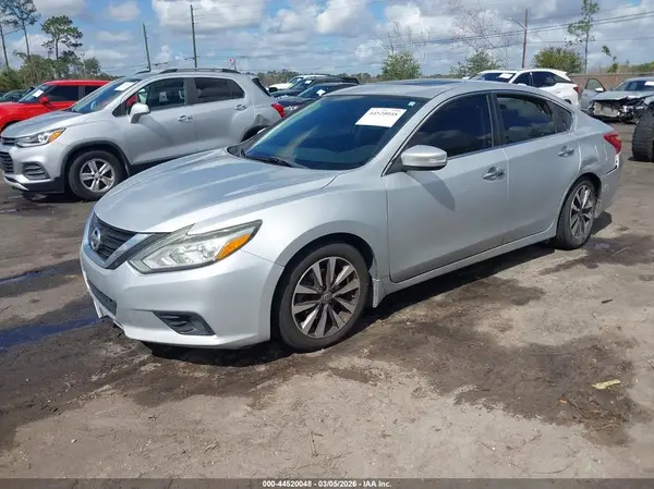 1N4AL3AP3HC133134 2017 NISSAN ALTIMA - Image 2