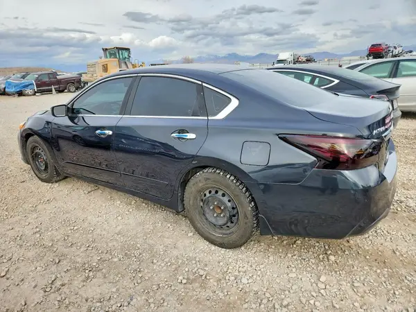 1N4AL3AP3HC135479 2017 NISSAN ALTIMA - Image 2