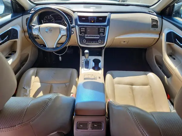 1N4AL3AP3HC135949 2017 NISSAN ALTIMA - Image 8