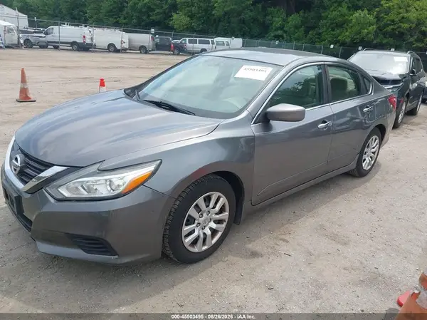 1N4AL3AP3HC137068 2017 NISSAN ALTIMA - Image 2