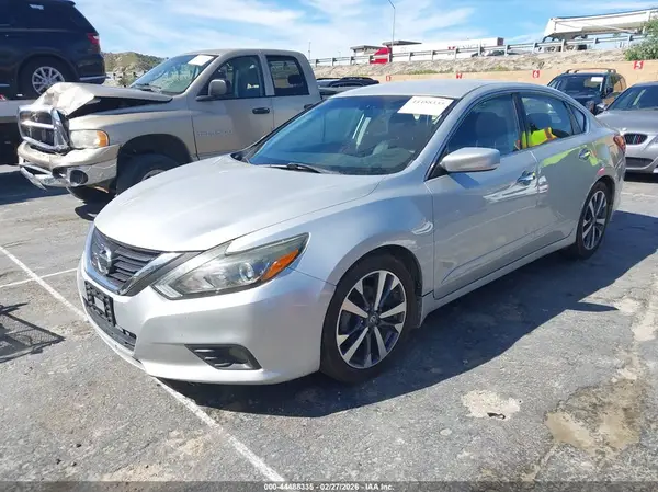 1N4AL3AP3HC137846 2017 NISSAN ALTIMA - Image 2