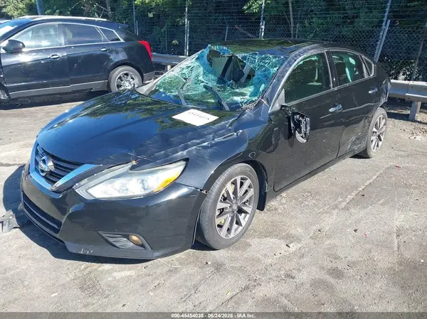 1N4AL3AP3HC138625 2017 NISSAN ALTIMA - Image 2