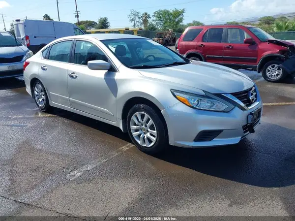1N4AL3AP3HC139855 2017 NISSAN ALTIMA - Image 1