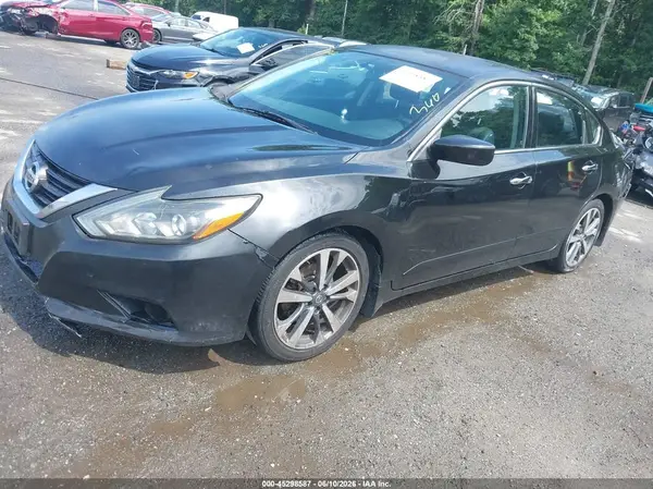 1N4AL3AP3HC140701 2017 NISSAN ALTIMA - Image 2