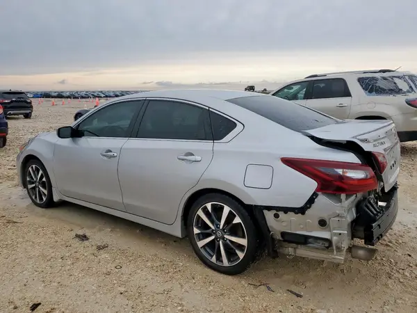1N4AL3AP3HC141699 2017 NISSAN ALTIMA - Image 2